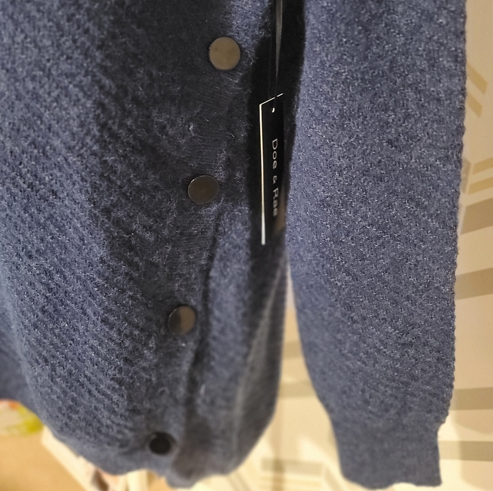 Doe & Rae Sweater - Picture 2 of 6